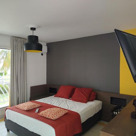 Studio Avec Grande Piscine, Plage Cannelle Caraibes Saint-Francois  Buitenkant foto